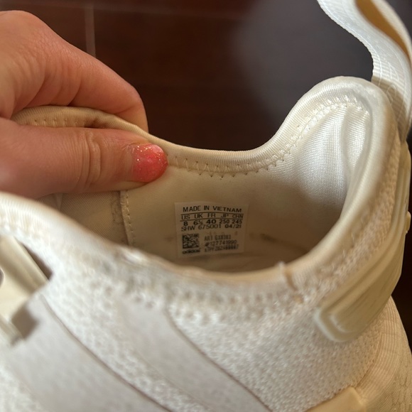 Adidas NMD in cream white - size 8 - Picture 7 of 7